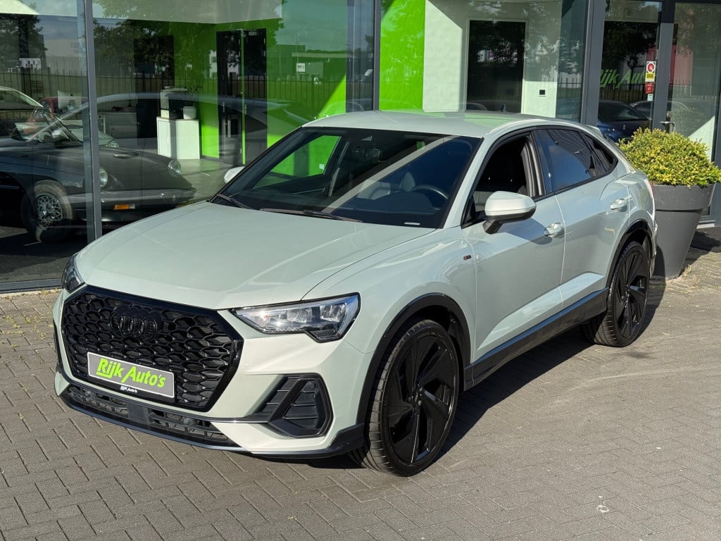 Audi Q3 sportback 35 tfsi pro line * camera * leer * carplay * black pack