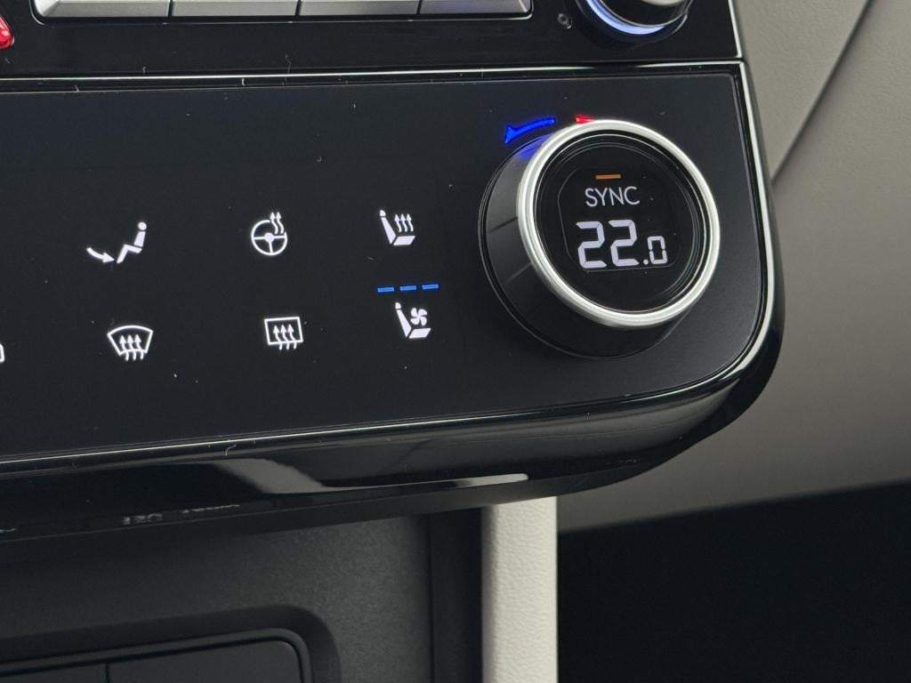 Hyundai Tucson 1.6 t-gdi phev premium light grey interieur