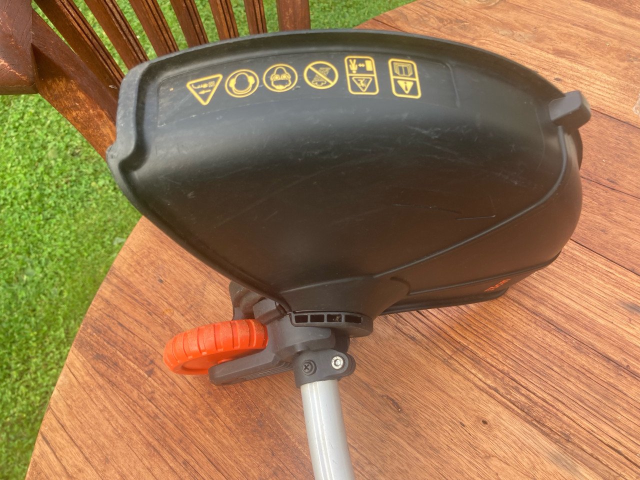 GRASTRIMMER BLACK&DECKER