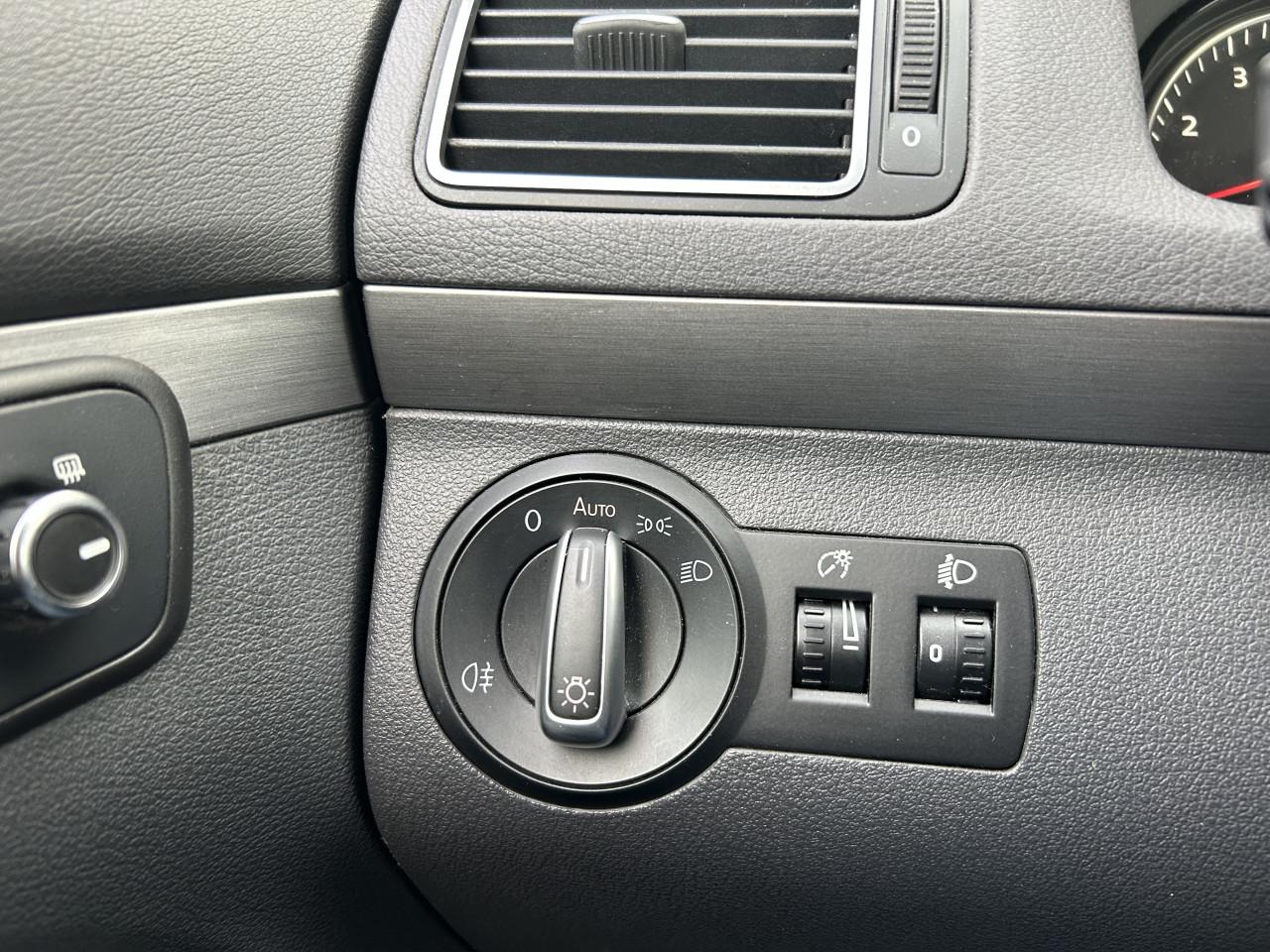 Volkswagen Touran 1.2 TSI Comfortline BlueMotion 7p.|CARPLAY