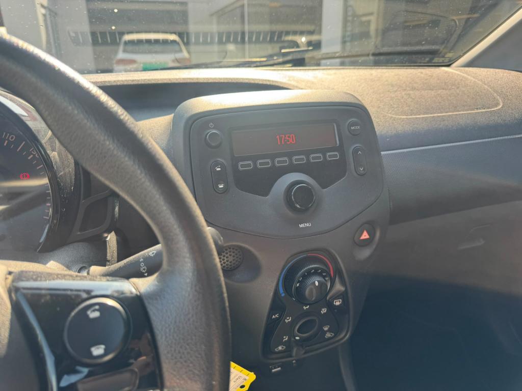 Toyota Aygo 1.0 vvt-i x-fun