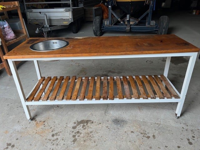 Werktafel met spoelbak