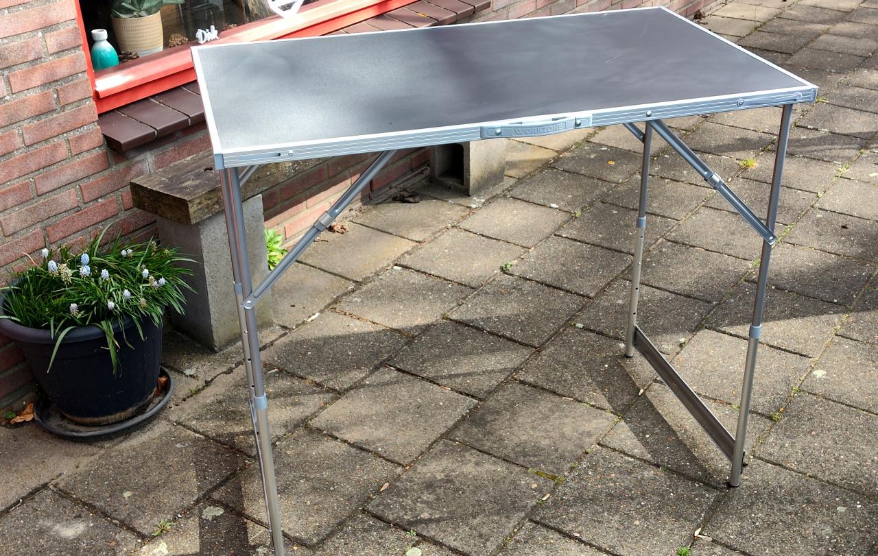 Z.g.a.n. multifunctionele tafels