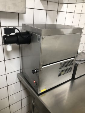Sanomat slagroom machine