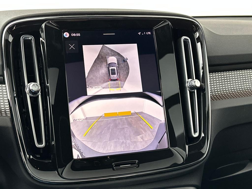 Volvo Ex40 extended range ultra dark europa