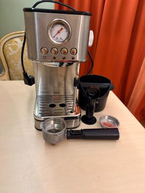 Nespresso apparaat MOET VANDAAG WEG