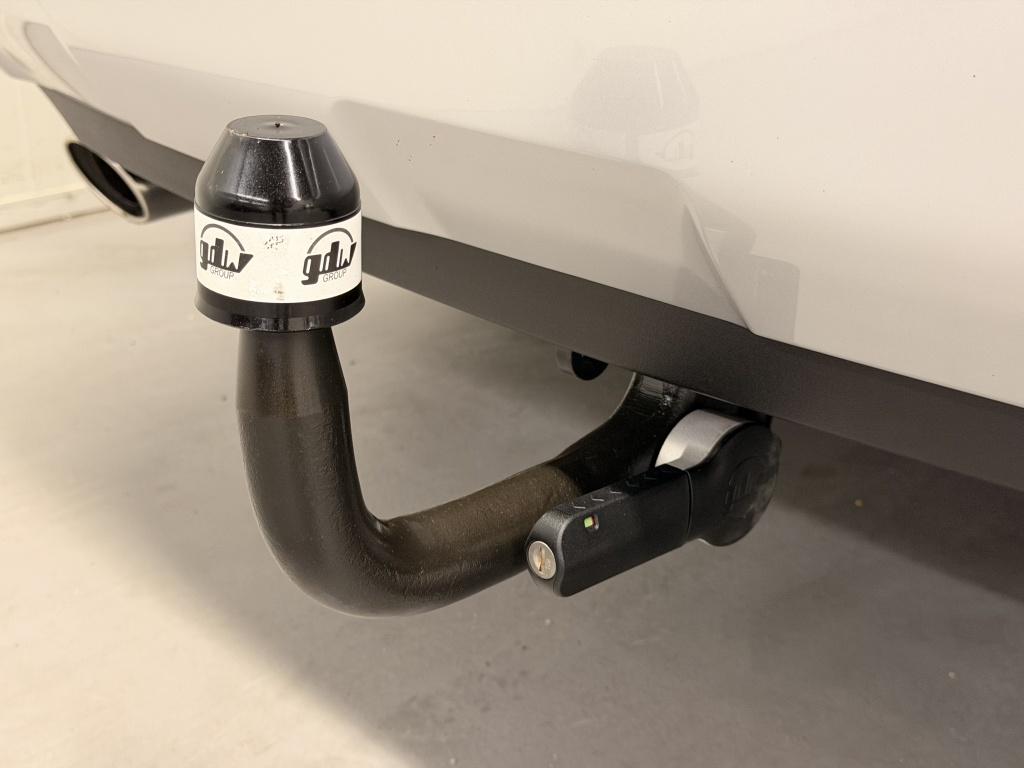 Toyota Rav4 2.5 hybrid awd adv. schuif-kanteldak - jbl - 360 - trekhaak