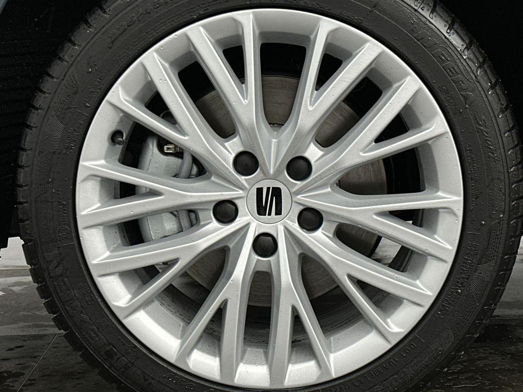 Seat Leon style business intense 1.5 tsi ehybrid 150 kw / 20