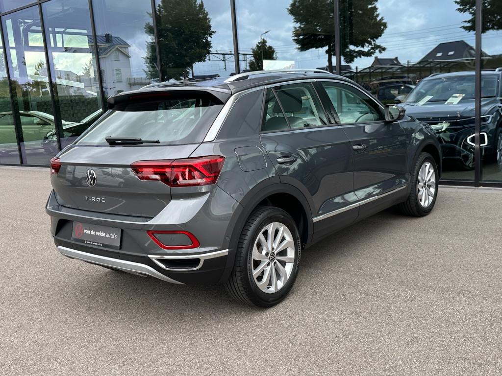 Volkswagen T-roc 1.5 tsi 150pk dsg style | dode hoek | camera | keyless | e