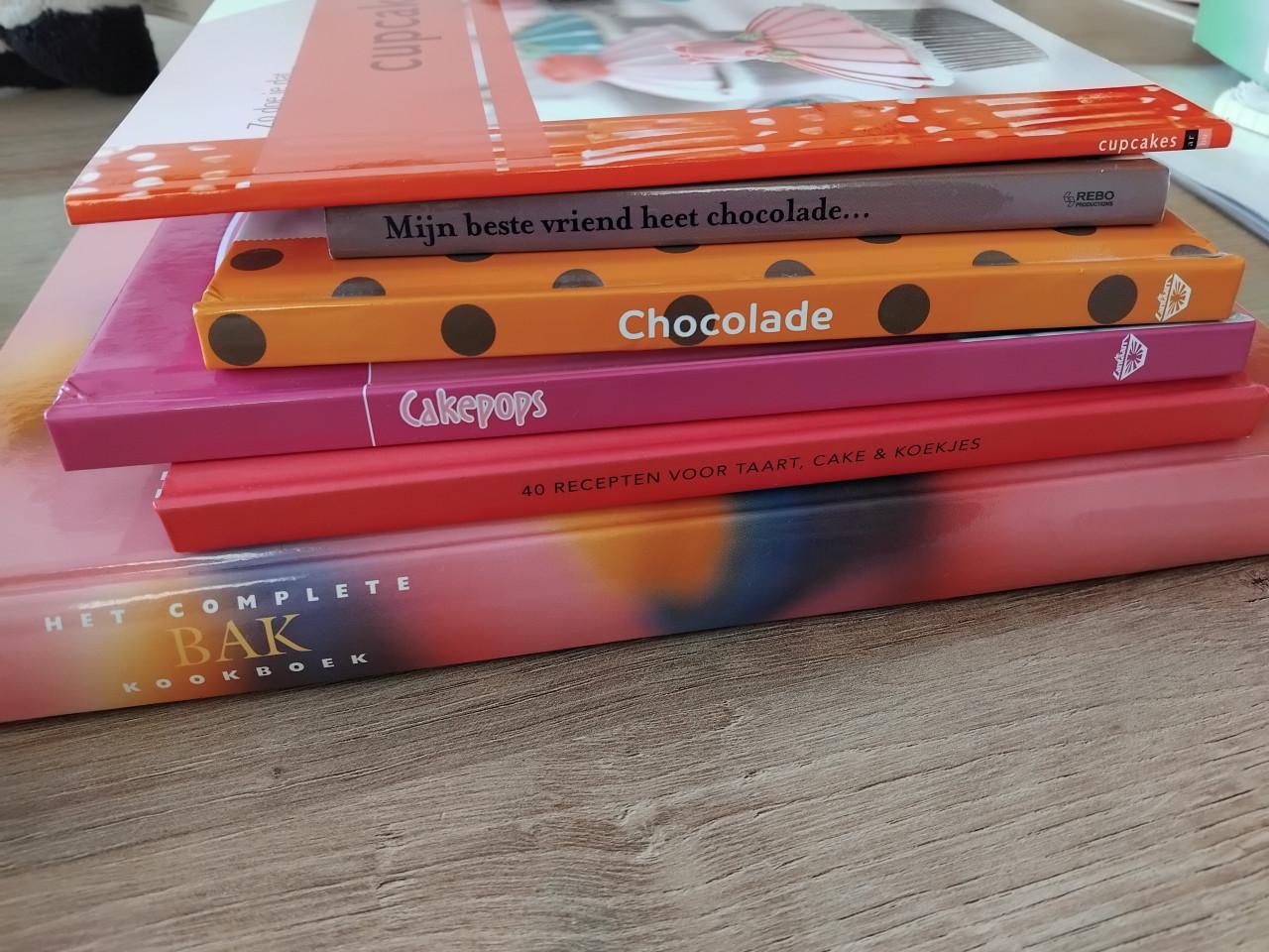 Heel veel bakboeken
