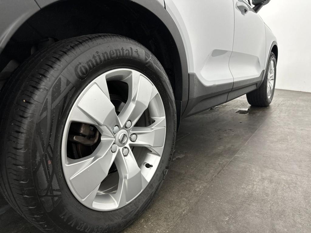 Volvo XC40 t3 163pk aut8 momentum pro| trekhaak| camera| climate| cruise co