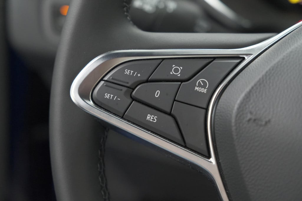 Renault Captur tce 90 techno | camera | navigatie | apple carplay | pack fu