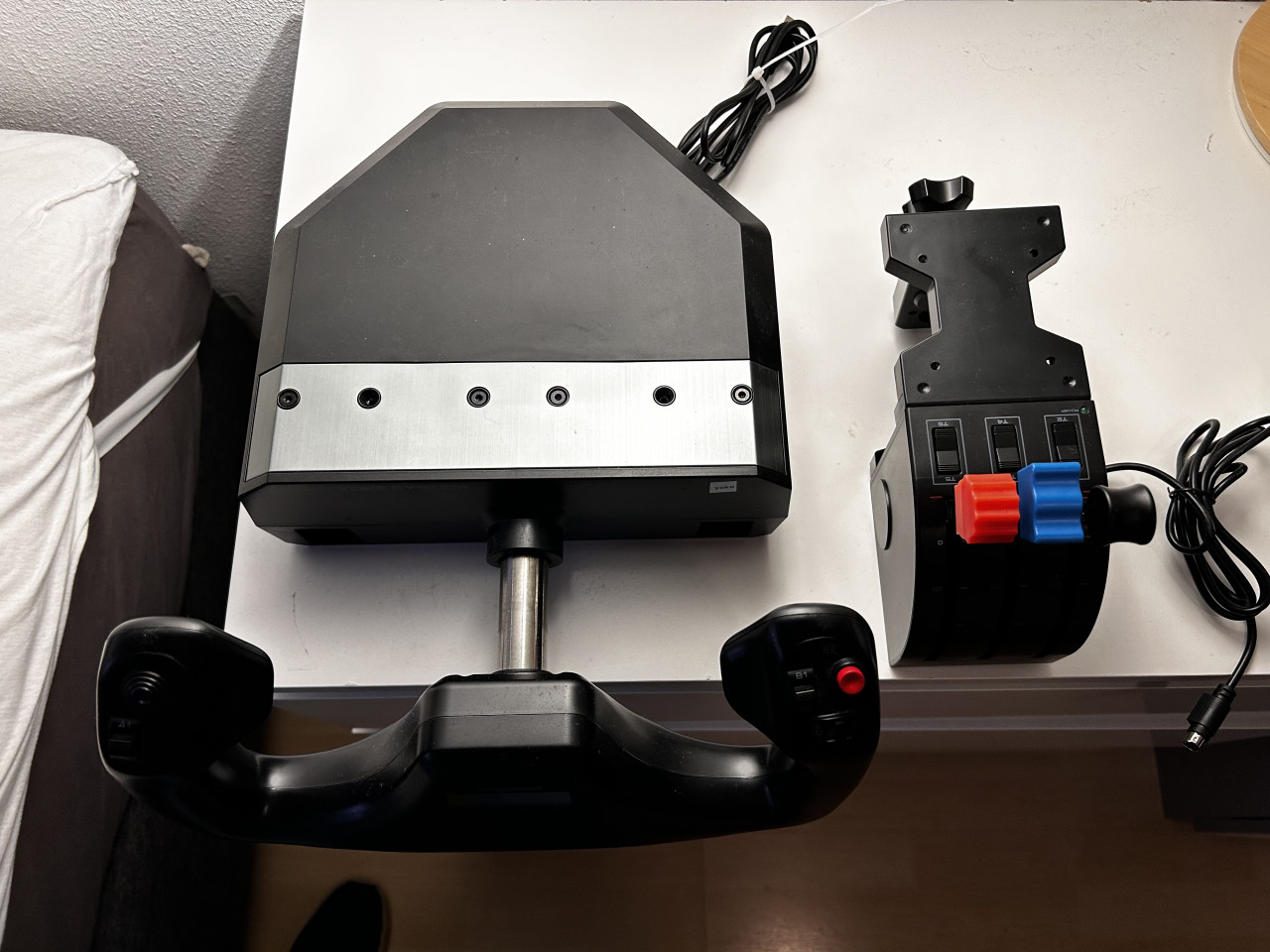 Logitech Throttle & Yoke set voor Microsoft Flichtsimulator
