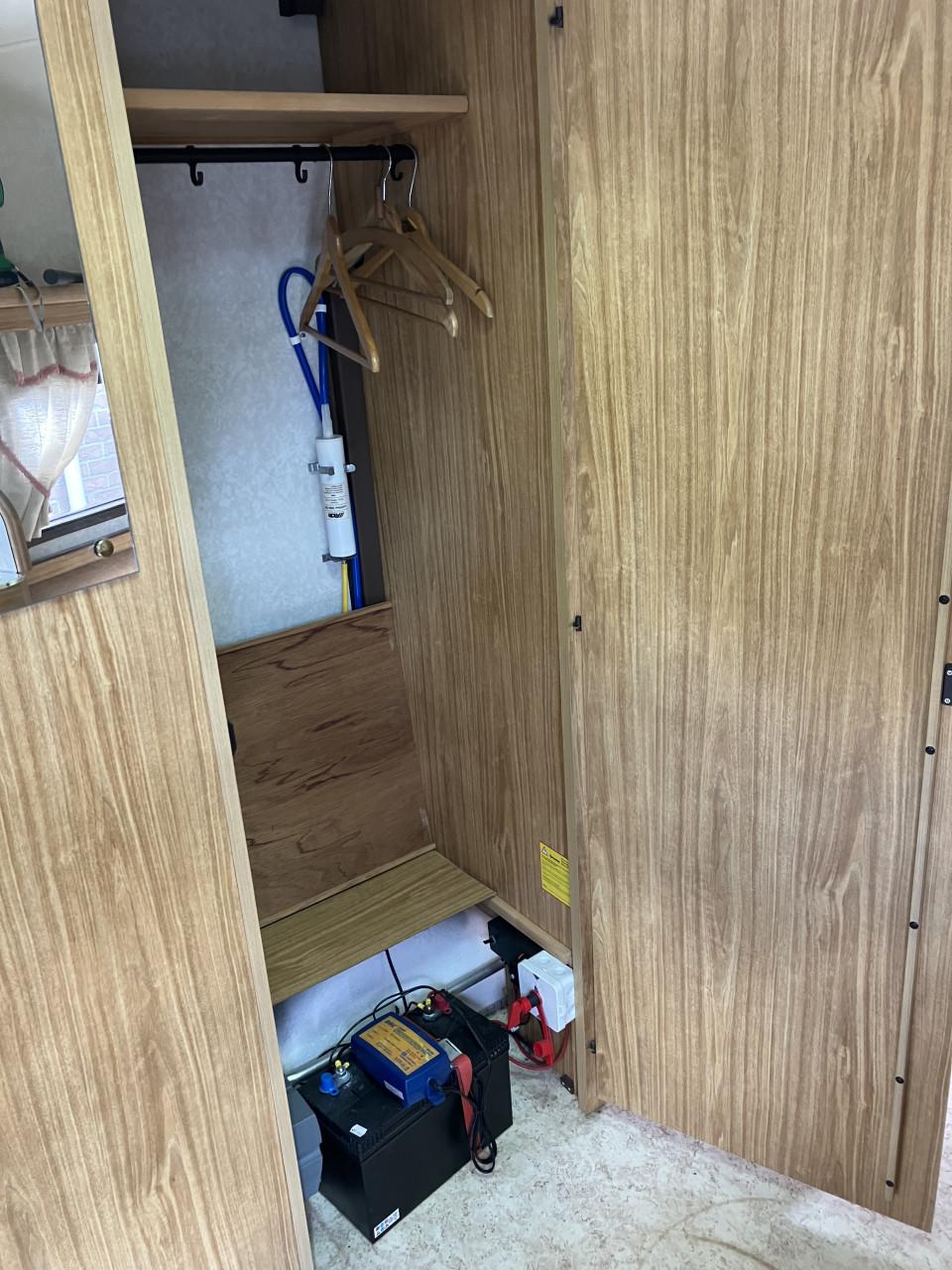 Hier is uw kans om een unieke caravan te kopen Polar 455 Nordkapp,