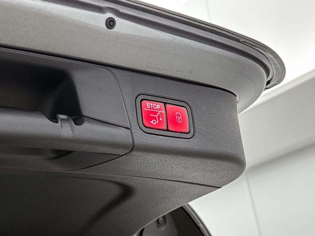 Mercedes-Benz B-Klasse 180 business solution amg | nightpakket | smartphone