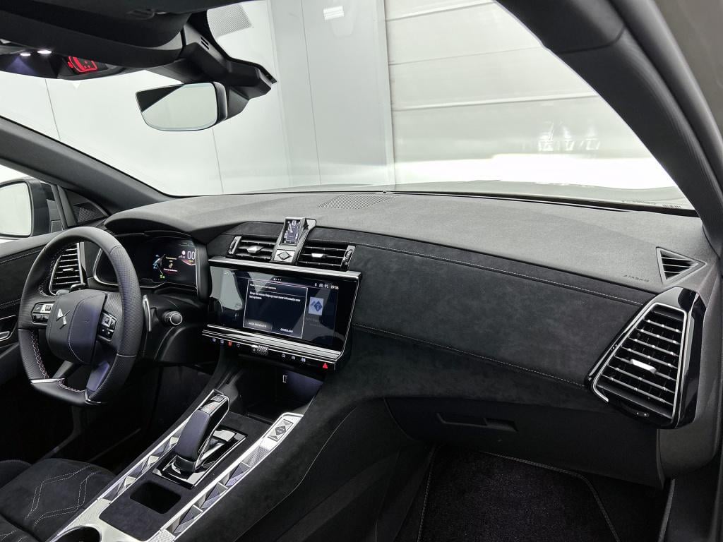 Ds Ds 7 1.6 phev 225 ligne business 0 km | nieuwprijs €.58.600,- | nu met €