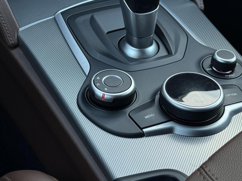 Alfa Romeo Stelvio 2.0 t awd super veloce interieur nl-auto + afneembare tr