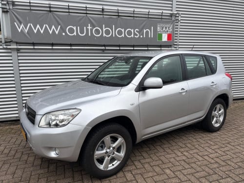 Toyota Rav4 2.0 vvti linea sol