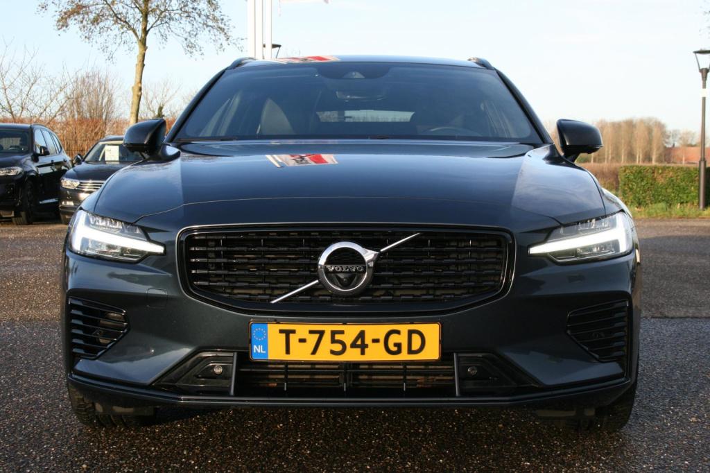 Volvo V60 2.0 t6 recharge awd r-design