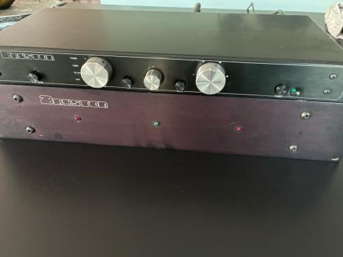 Bryston 0.5B voorversterker & 2B eindversterker set