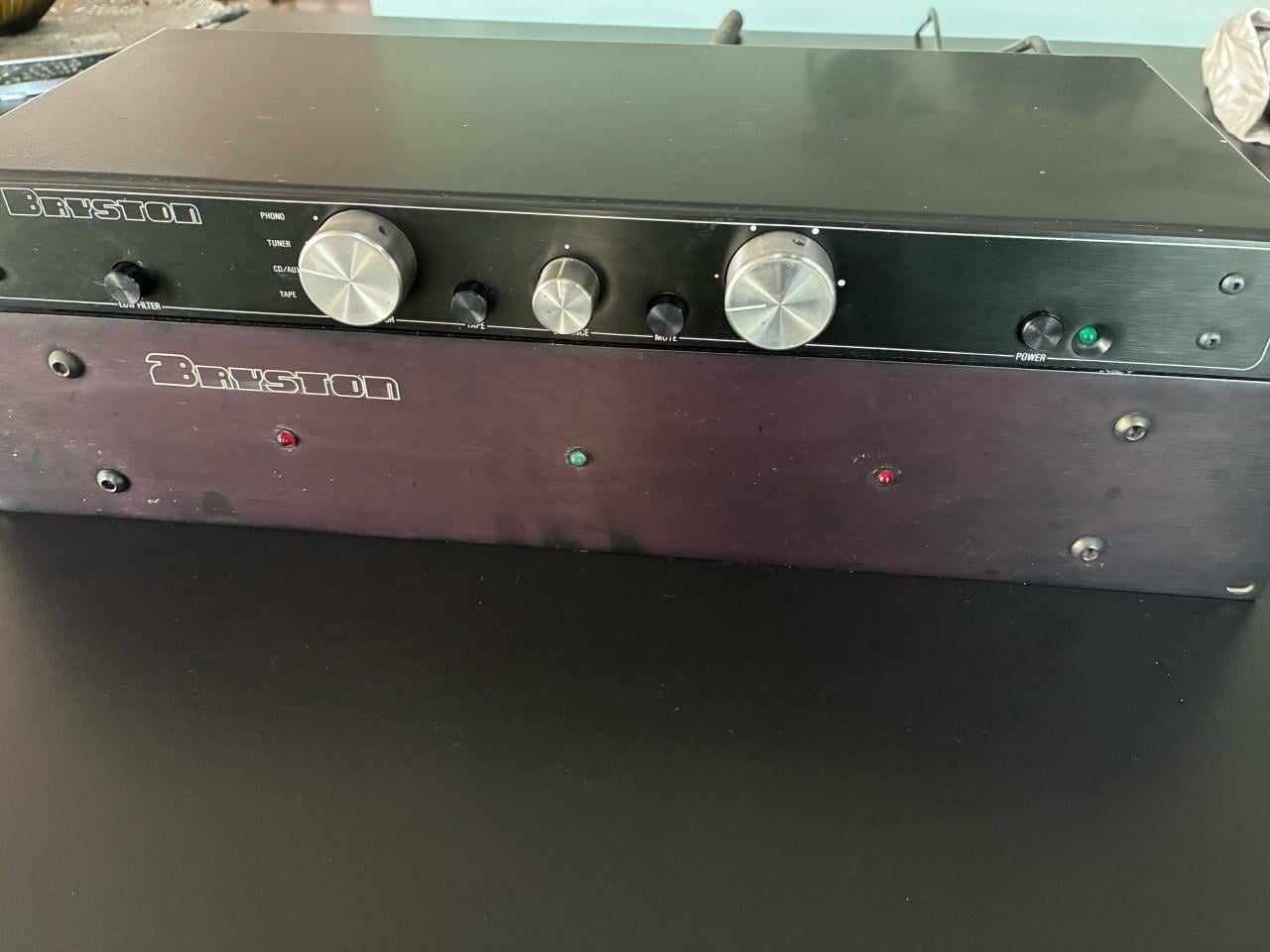 Bryston 0.5B voorversterker & 2B eindversterker set