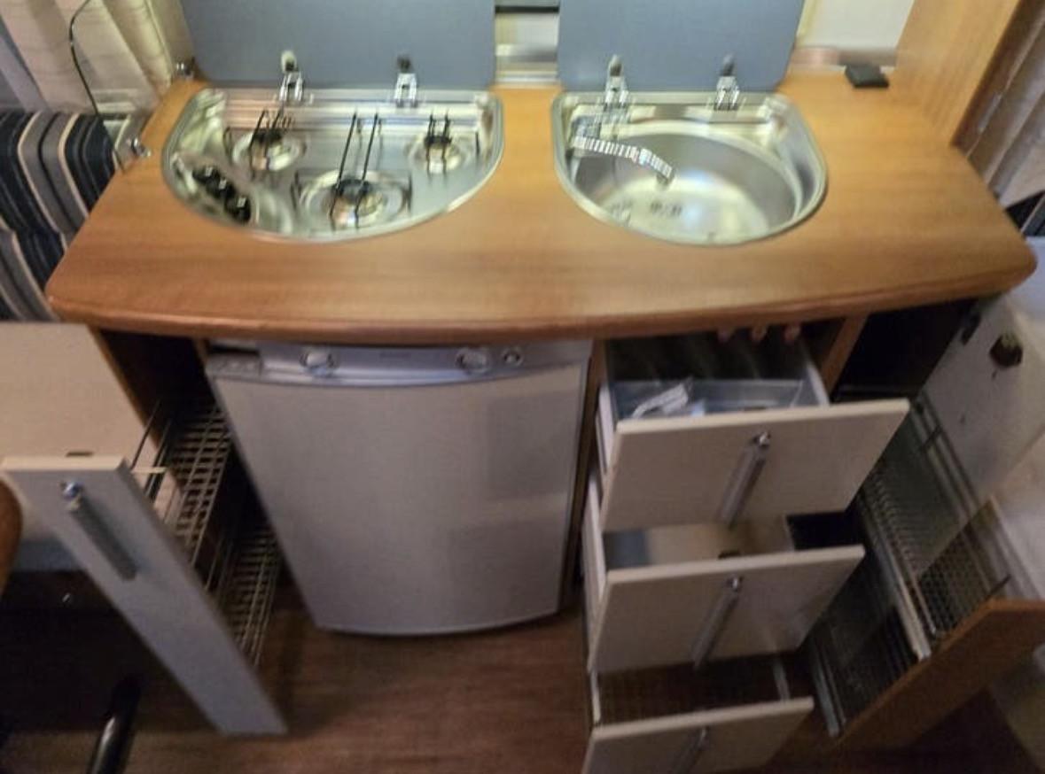Te koop: izgst caravan Fendt Bianco 445TFB