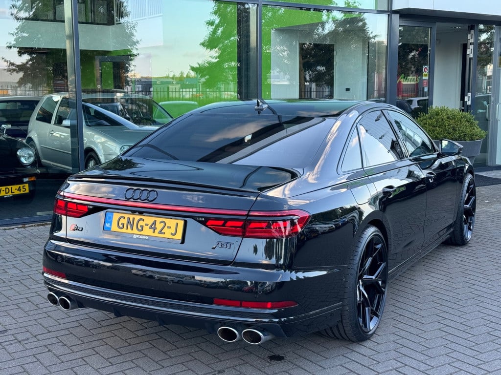 Audi S8 4.0 tfsi s8 np280,000€ abt keramisch laser nachtzicht 4-wielsturing