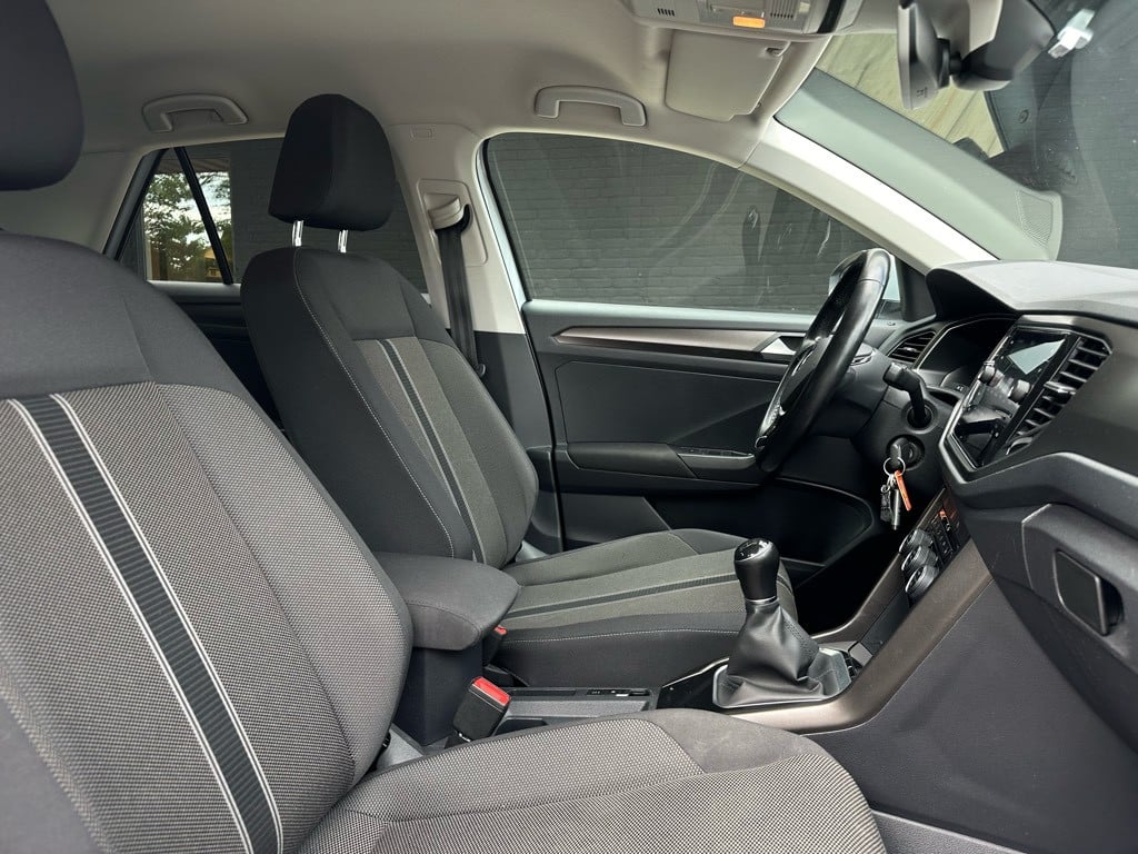 Volkswagen T-roc 1.0 tsi style // led koplampen // trekhaak //