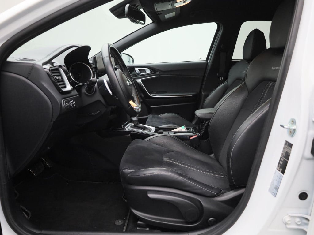 Kia Ceed Sportswagon 1.5 t-gdi mhev gt-line edition | automaat | half-leder