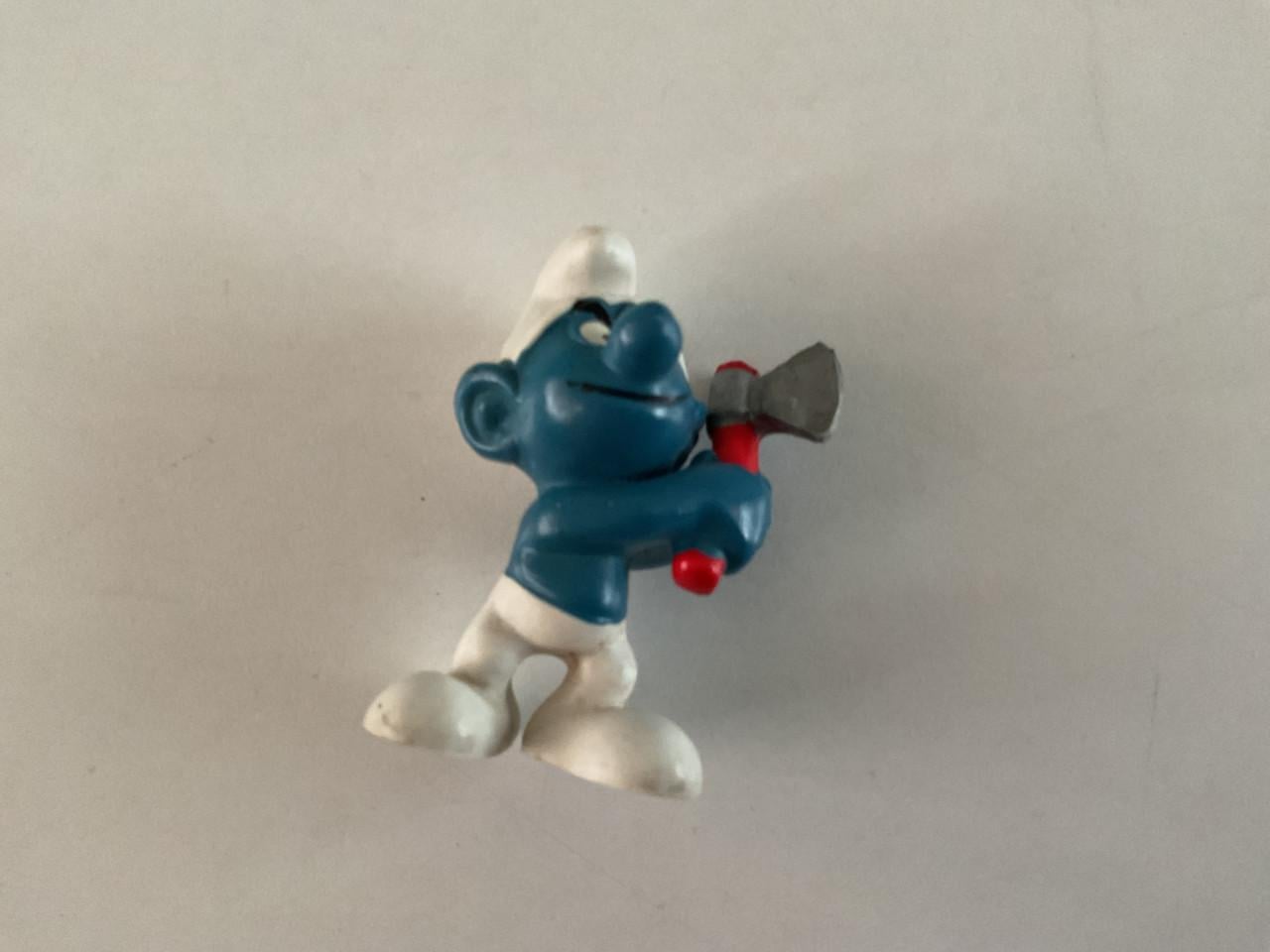 Verschillende Smurfen.    Merk: Schleich.  Peyo.    Rubber.   +/- 5 cm hoog