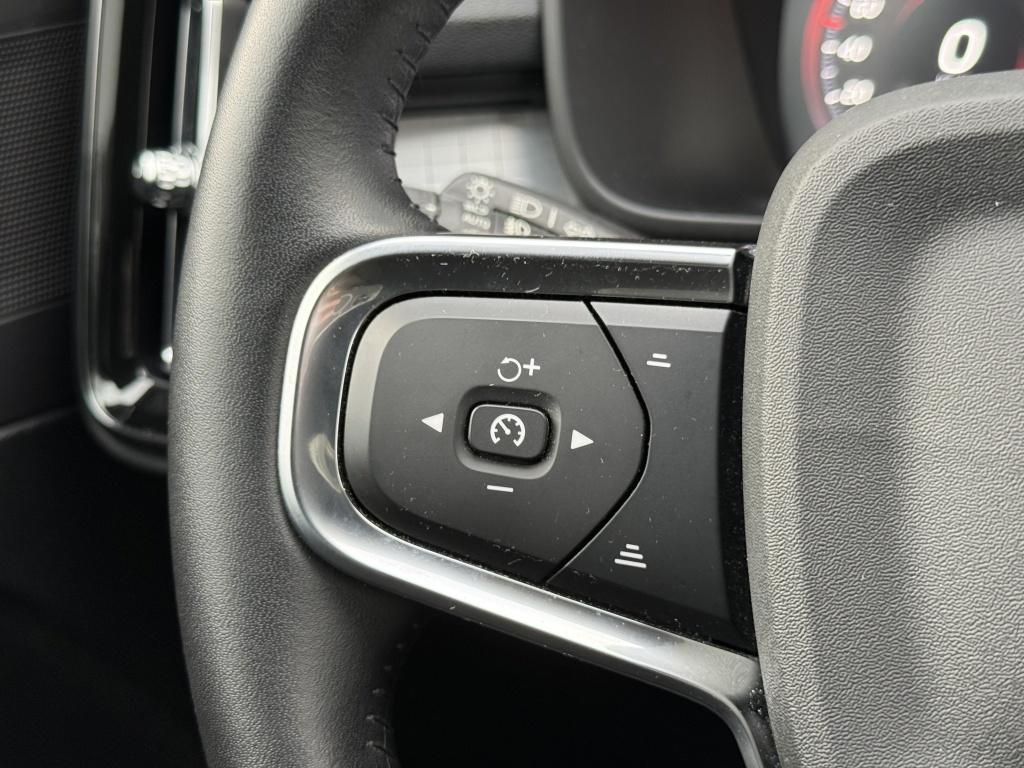 Volvo XC40 t5 262pk recharge r-design| adap.cruise| camera| trekhaak| keyle