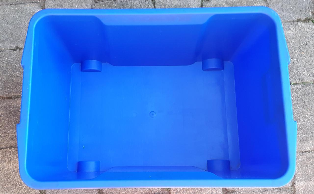 Grote opbergdoos in de vorm van een Lego steen,