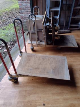 Te koop: Meubel Transporters