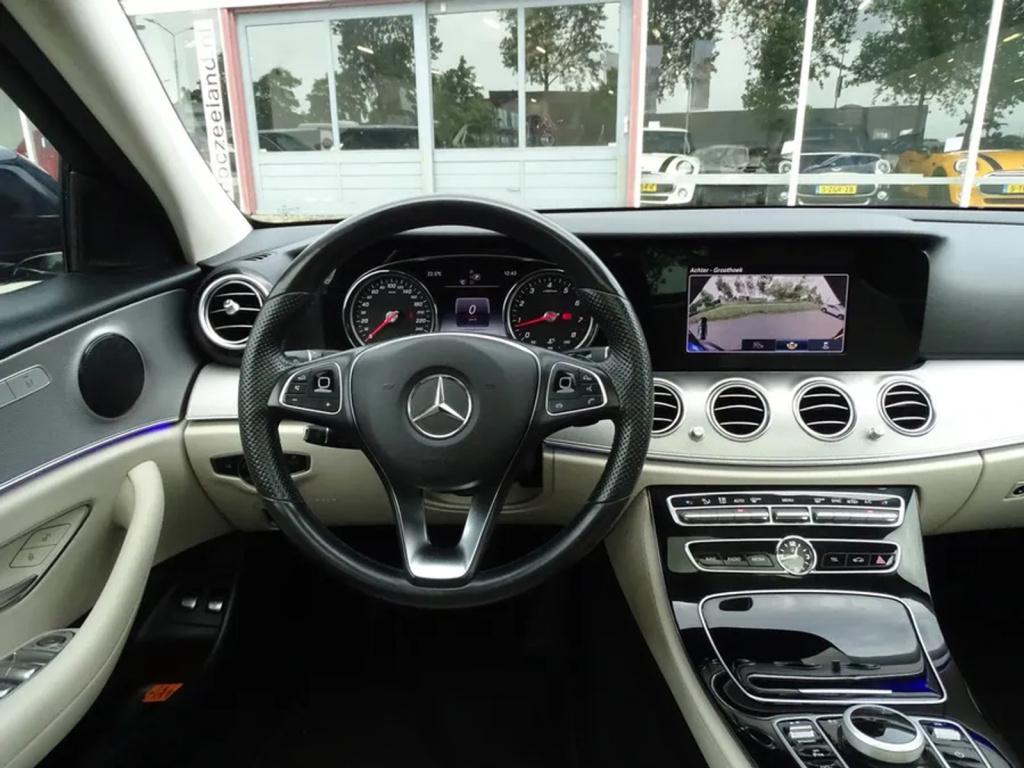 Mercedes-Benz E-Klasse 200 ambition | pano | ambient lighting | el. trekhaa