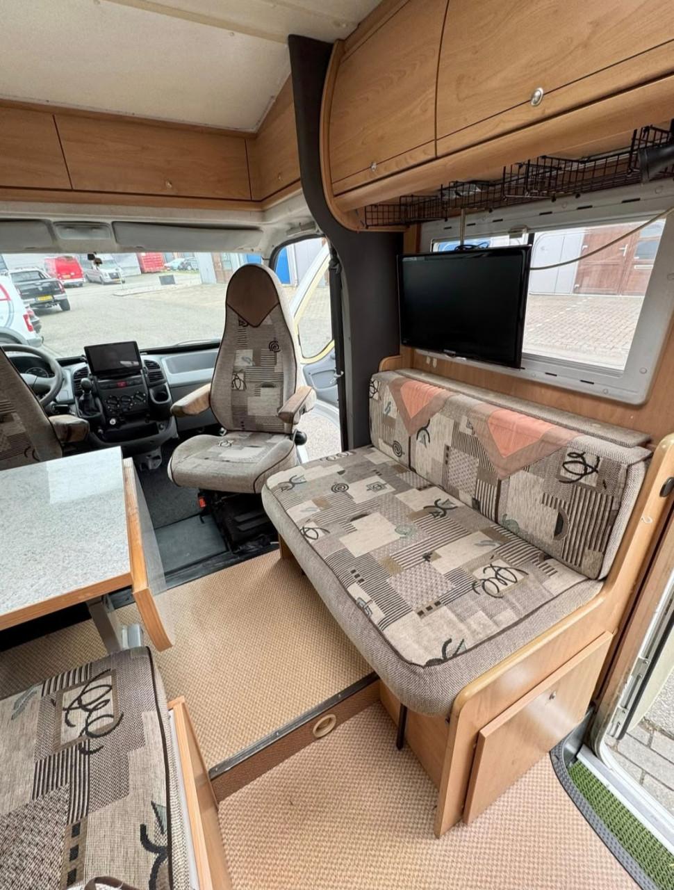 Camper Bürstner T615 (2005) 178.000 km € 22.900