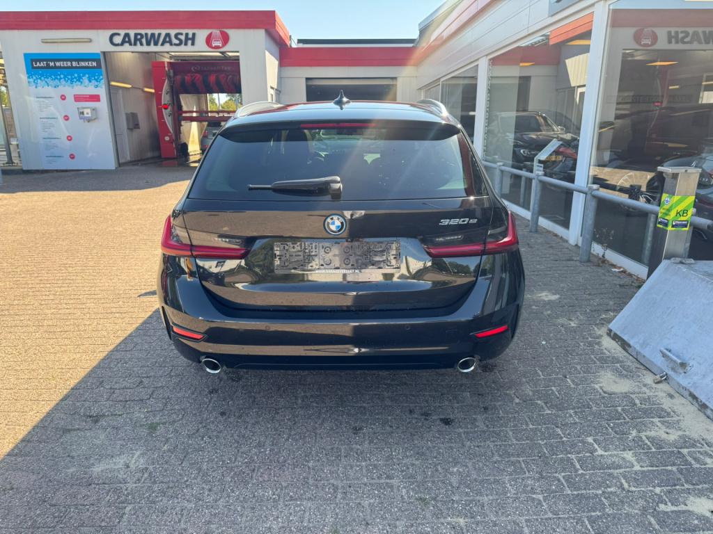 BMW 3-serie touring 320e high executive