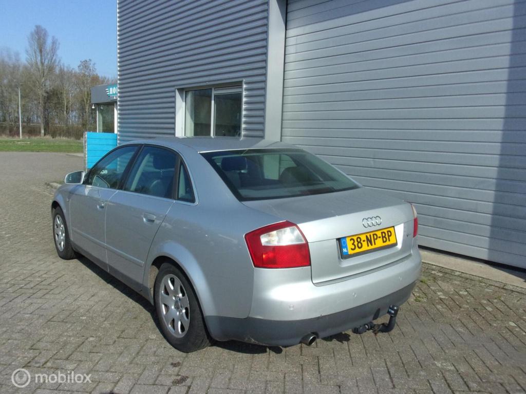 Audi A4 limousine (particuliere verkoop) 2.0 pro line