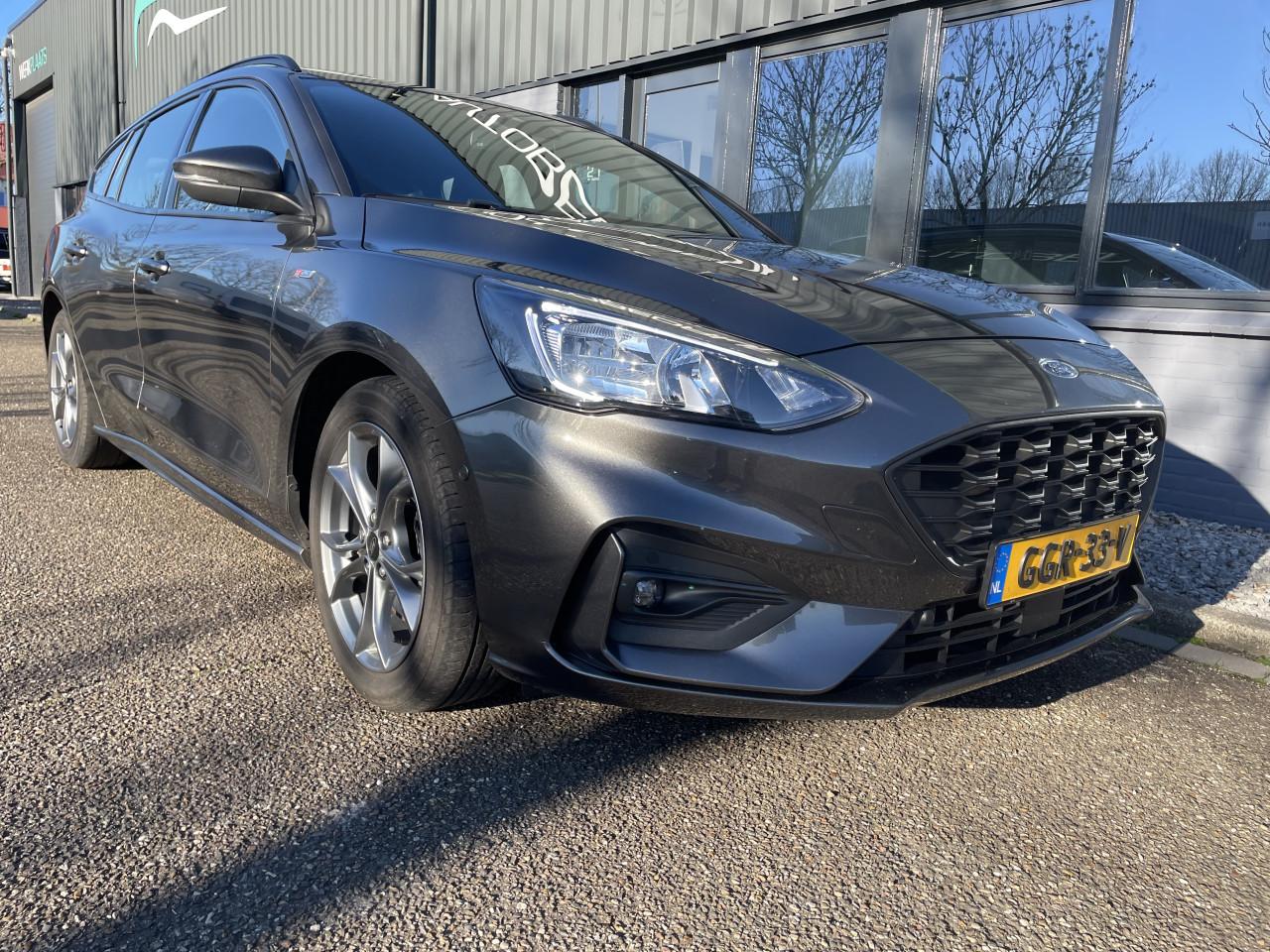 FORD FOCUS 1.0 ECOBOOST ST-LINE