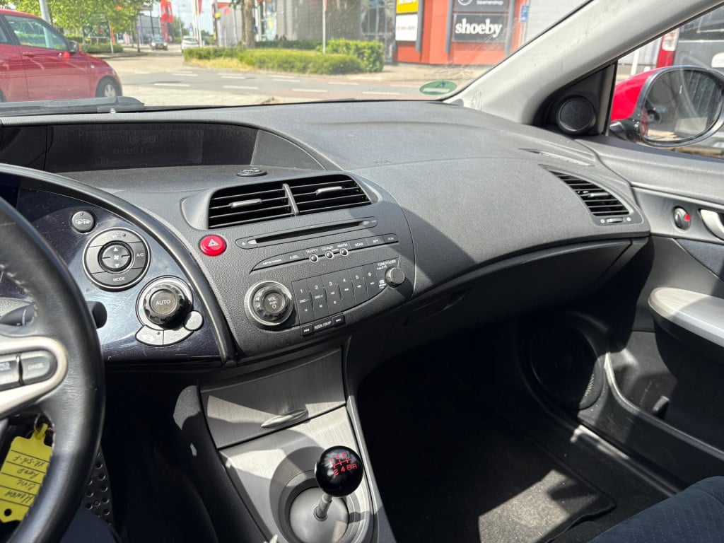 Honda Civic 1.8 sport