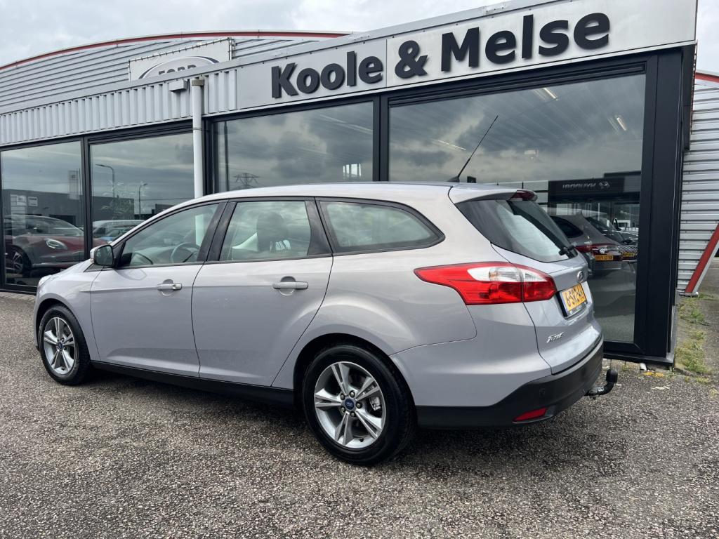 Ford Focus 1.0 ecoboost 100pk edition , trekhaak , voorruitverwarming