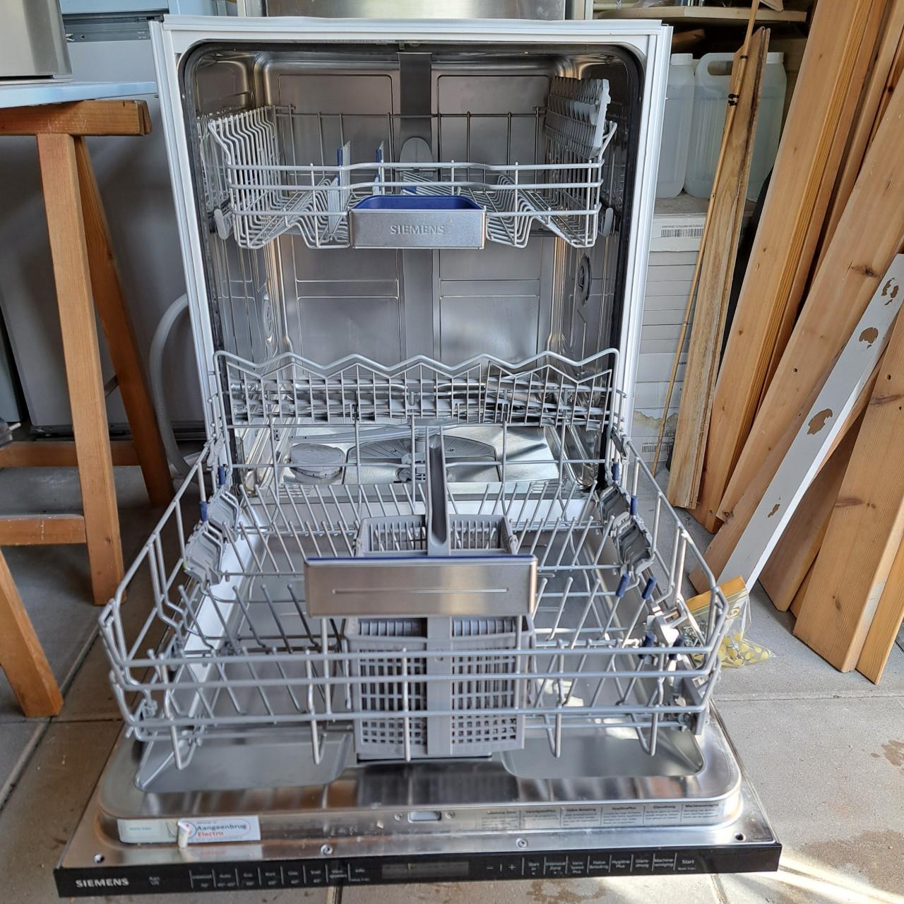 Te Koop: Tweedehands keukenapparatuur
