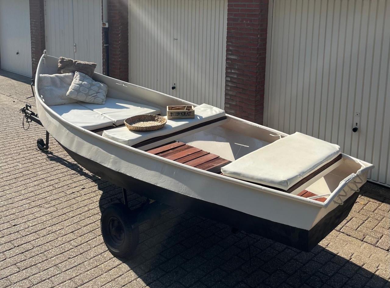 Stalen sloep - Vaarklaar