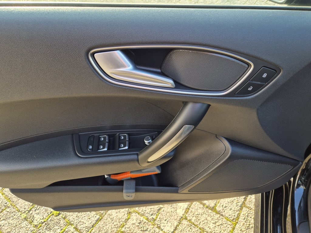 Audi A1 Sportback 1.0 tfsi adrenalin s-line