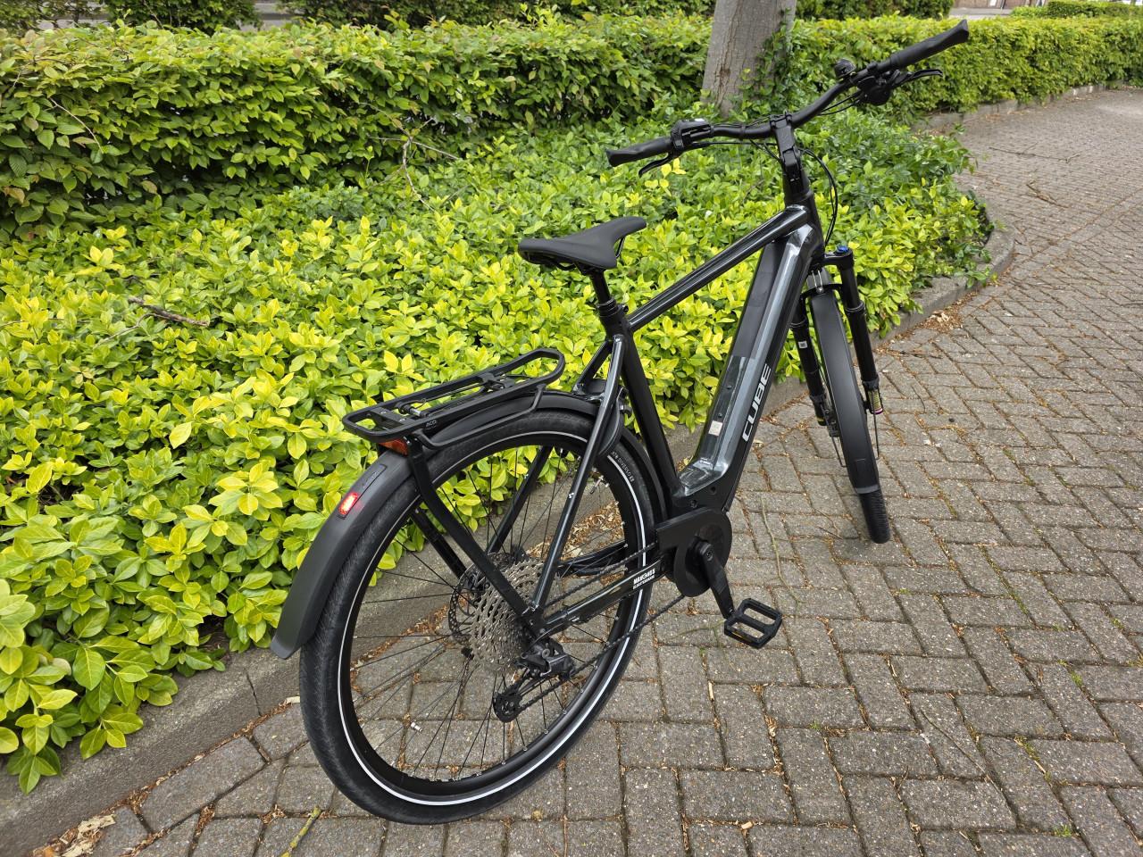 Cube Kathmadu Hybrid Exc met Bosch Performance middenmotor en 750wh accu