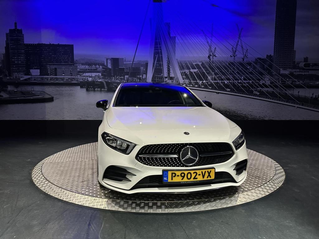 Mercedes-Benz A-Klasse 180 premium plus amg *pano*sfeer*camera*appconnect*