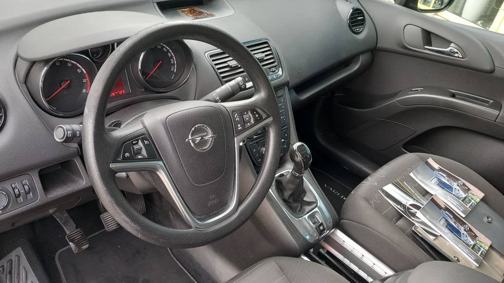 Opel Meriva 1.4 Edition 5drs bj:2011 87.000km nap i.z.g.st apk 2026