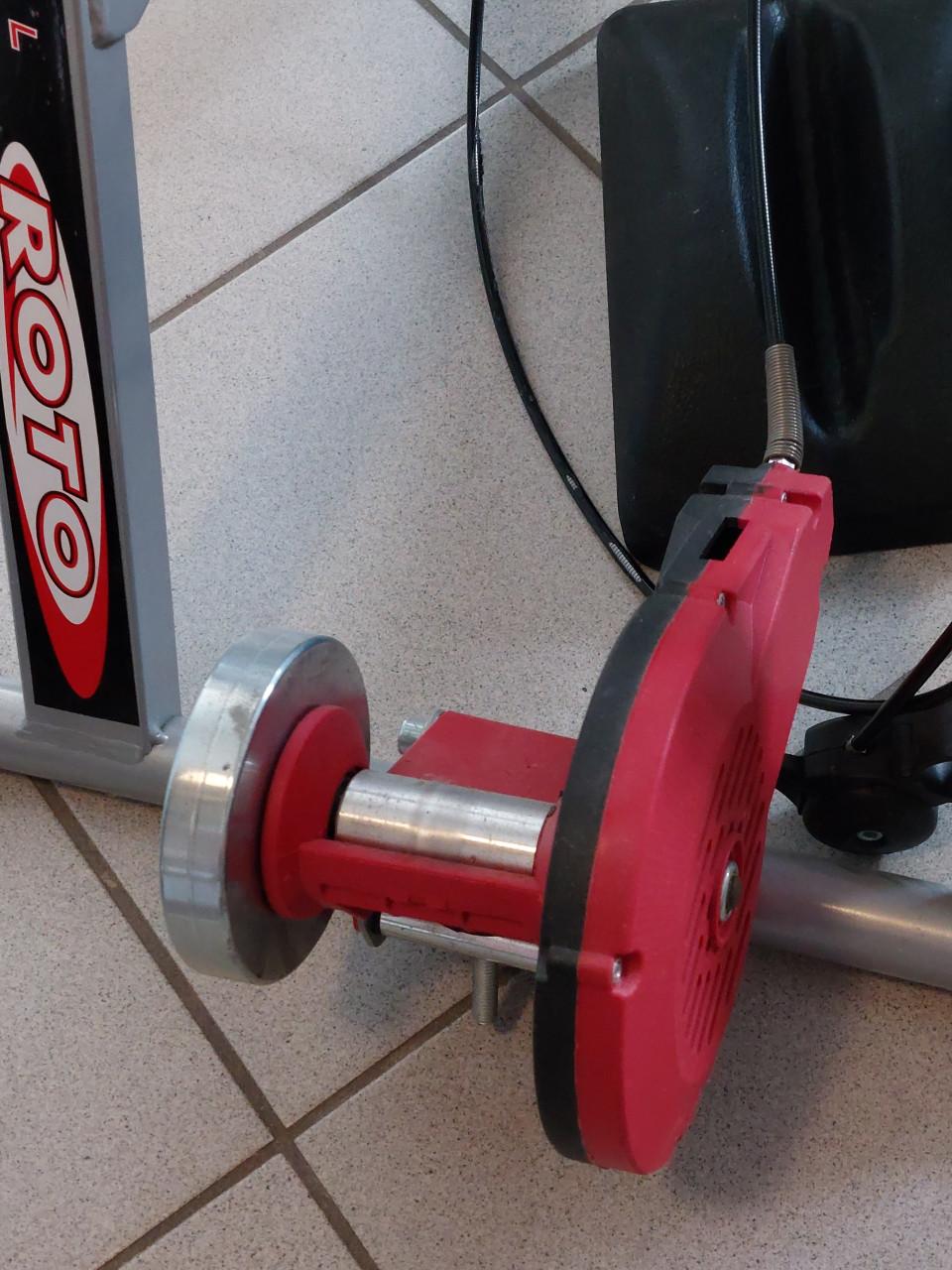 Wieler buiten banden (opvouwbaar( binnenbanden en een hometrainer