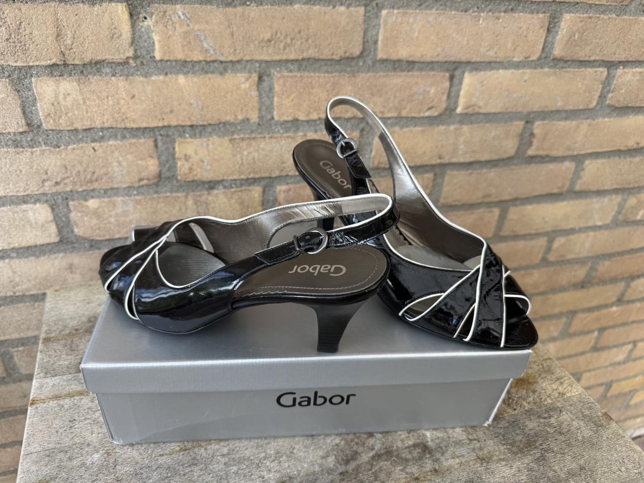 Gabor slingback pumps