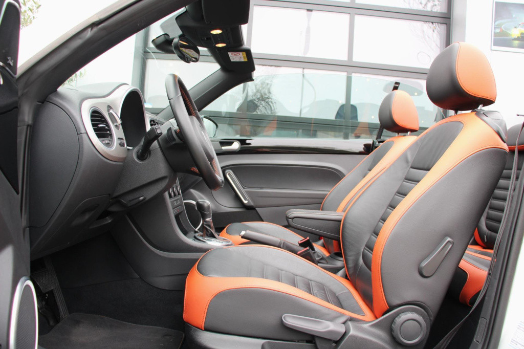 Volkswagen New Beetle cabriolet 1.4 tsi r-line club bluemotion - dab - led 