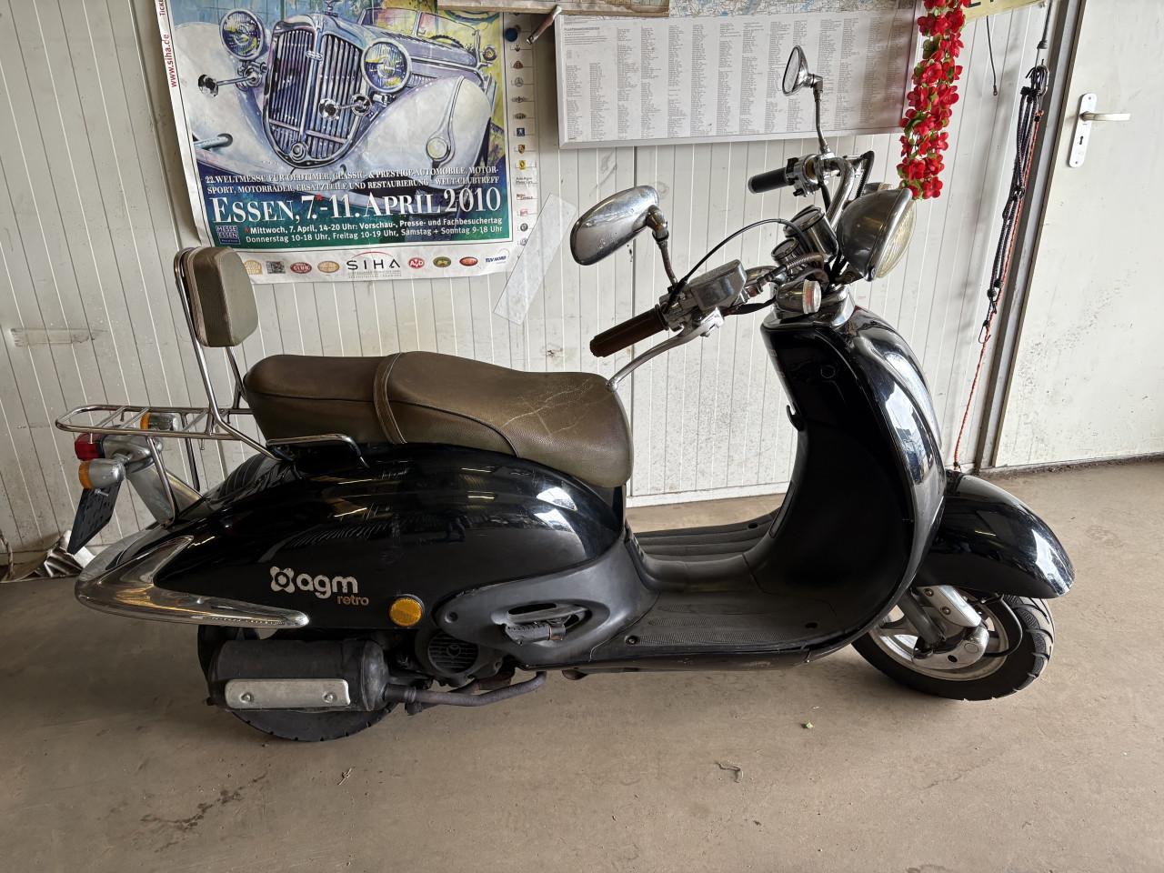 AGM retro 50cc scooter